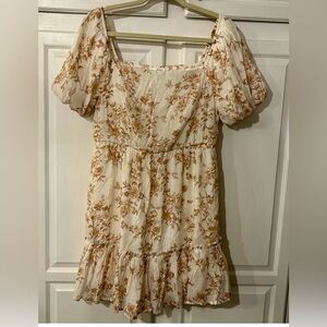 Blu Pepper Neutral Floral Bubble Sleeve Dress. Sz Medium